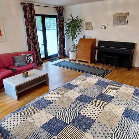 Grosszuegige Wohnung Mit Terrasse Wuerzburg, Zell Zell am Main エクステリア 写真