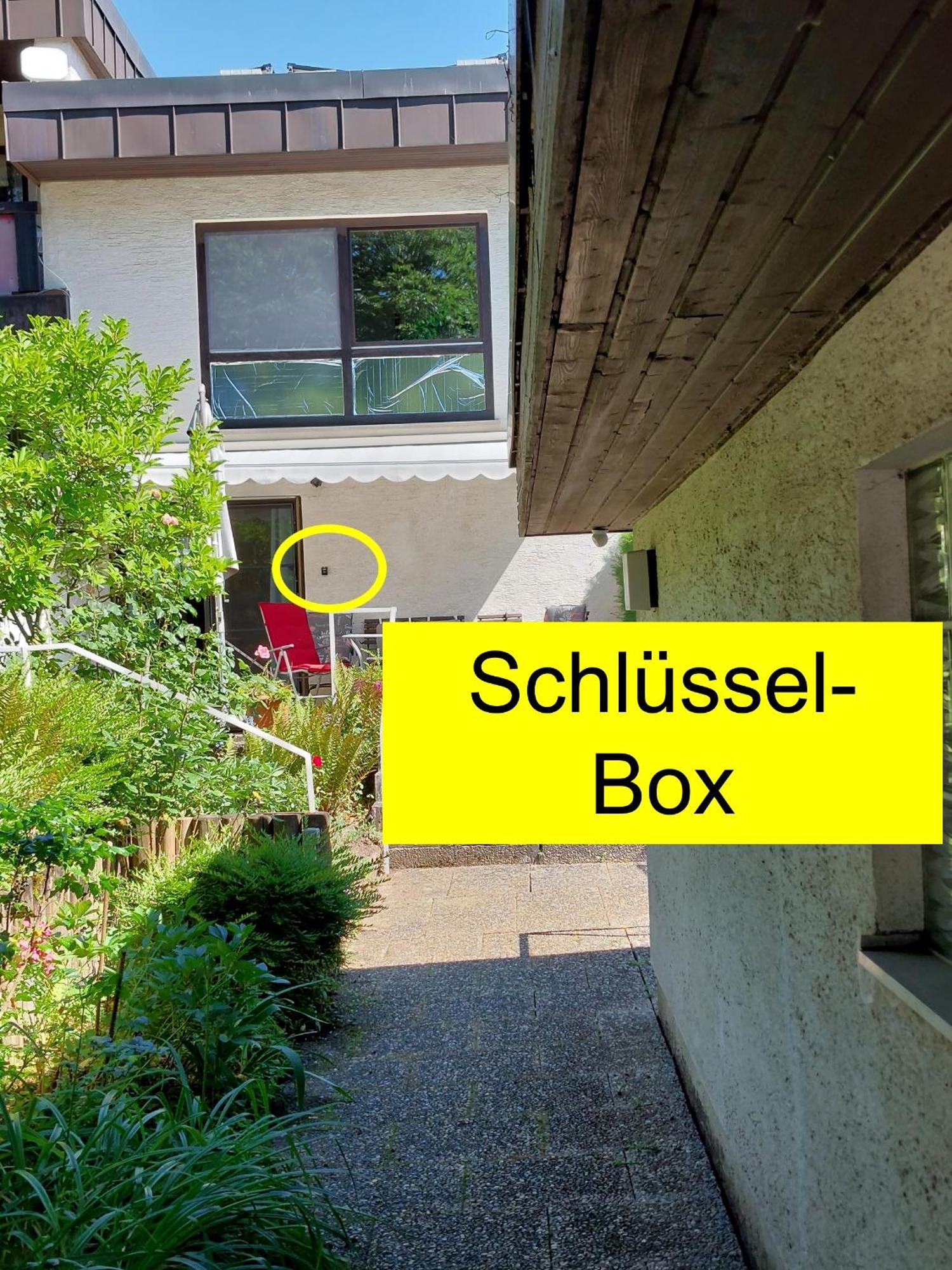 Grosszuegige Wohnung Mit Terrasse Wuerzburg, Zell Zell am Main エクステリア 写真